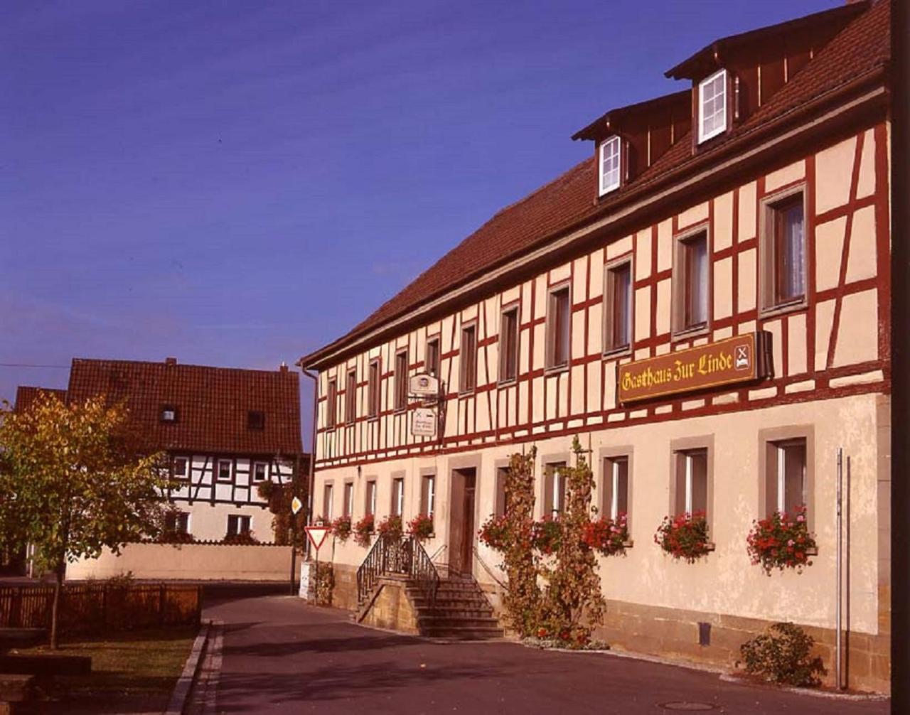 Landgasthof "Zur Linde" Irmelshausen 外观 照片